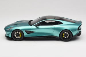 Aston Martin Vanquish Green Metallic GT Spirit 1:18 GT551 Resin — bild 3 av 6