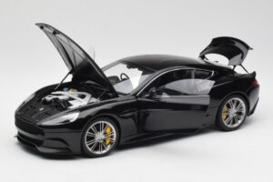 Aston Martin Vanquish Onyx Svart AUTOart 1:18 70247 Metall — bild 2 av 8