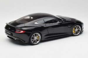 Aston Martin Vanquish Onyx Svart AUTOart 1:18 70247 Metall — bild 3 av 8