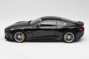 Aston Martin Vanquish Onyx Svart AUTOart 1:18 70247 Metall — bild 4 av 8
