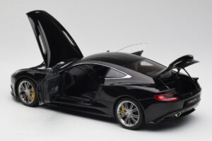 Aston Martin Vanquish Onyx Svart AUTOart 1:18 70247 Metall — bild 5 av 8