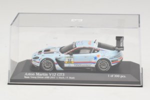 Aston Martin Vantage V12 GT3 #32 J. Stuck ADAC GT Masters 2012 Minichamps 1:43 437121332 Metall — bild 4 av 5