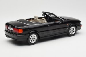Audi 80 B3 Cabriolet Svart MCG 1:18 MCG18372 Metall — bild 2 av 6