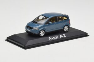 Audi A2 Blue Metallic Minichamps 1:43 20022200748005 Metall — bild 2 av 4