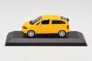 Audi A2 8Z Gul Minichamps 1:43 AUDI005 Metall