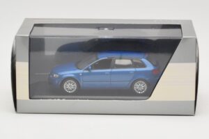 Audi A3 8P Sportback Mauritius Blue Minichamps 1:43 5010403033 Metall — bild 4 av 4