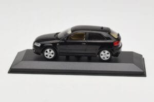 Audi A3 8P Black Metallic Minichamps 1:43 12000 Metall
