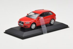 Audi A3 8P Sportback Röd Minichamps 1:43 5010403023 Metall — bild 2 av 4