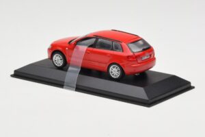 Audi A3 8P Sportback Röd Minichamps 1:43 5010403023 Metall — bild 3 av 4