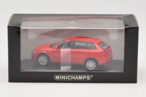 Audi A3 8P Sportback Röd Minichamps 1:43 5010403023 Metall — bild 4 av 4