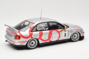 Audi A4 B5 #3 F. Biela DTM World Champion 1995 UT Models 1:18 39542 Metall — bild 3 av 8