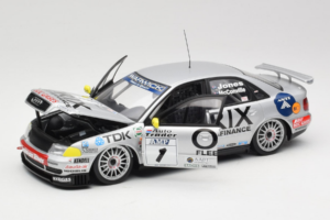 Audi A4 B5 STW #1 Orix B. Jones STW 1998 UT Models 1:18 39871 Metall — bild 2 av 8