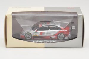 Audi A4 B6 #19 Sonax F. Stippler Joest Racing DTM 2005 Minichamps 1:43 5020500803 Metall — bild 4 av 4