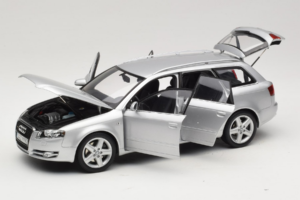 Audi A4 B7 3.2 Quattro Avant Silver Minichamps 1:18 5010404215 Metall — bild 2 av 8