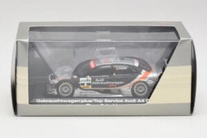 Audi A4 B7 #8 T. Scheider DTM 2007 Minichamps 1:43 5020700143 Metall — bild 4 av 4