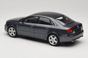 Audi A4 B7 Grå Metallic Minichamps 1:18 100014400 Metall — bild 7 av 8