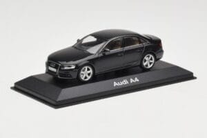 Audi A4 B8 3.2 Quattro Phantom Black Minichamps 1:43 5010704133 Metall — bild 2 av 4