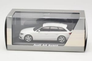 Audi A4 B8 Avant Ibis White Minichamps 1:43 5010804213 Metall — bild 4 av 4