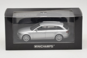 Audi A4 B8 Avant Ice Silver Minichamps 1:43 5011204213-R1 Metall — bild 4 av 4