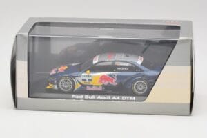 Audi A4 B8 #2 Red Bull M. Tomczyk DTM 2008 Minichamps 1:43 5020800133 Metall — bild 4 av 4