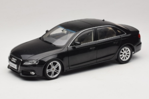Audi A4L B8 Svart Paudi 1:18 AUDI012 Metall