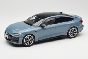 Audi A5L Sportback Gråblå OEM 1:18 ZAM60004B Metall