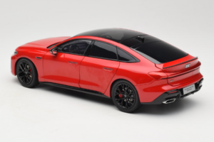 Audi A5L Sportback Röd OEM 1:18 ZAM60004A Metall — bild 7 av 8
