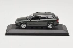 Audi A6 C5 Avant Mörkgrå Minichamps 1:43 AUDI006 Metall