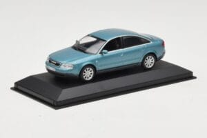 Audi A6 C5 Ljusblå Minichamps 1:43 AUDI004 Metall — bild 2 av 4
