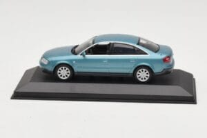 Audi A6 C5 Ljusblå Minichamps 1:43 AUDI004 Metall