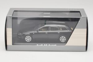 Audi A6 C6 Avant Phantom Svart Minichamps 1:43 5010406233 Metall — bild 4 av 4