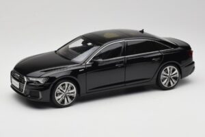 Audi A6L C8 Svart Paudi Model 1:18 42499 Metall