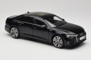 Audi A6L C8 Svart Paudi Model 1:18 42499 Metall — bild 6 av 8