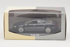 Audi A8 D3 Blue Metallic Light Interior Minichamps 1:43 20000001386003 Metall — bild 4 av 4