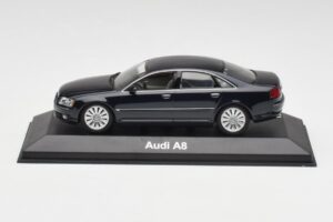 Audi A8 D3 Mauritius Blå Metallic Minichamps 1:43 5010508123 Metall