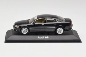 Audi A8 D3 Phantom Svart Minichamps 1:43 5010508133 Metall
