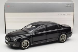 Audi A8L D3 W12 Phantom Black Kyosho 1:18 5011008125 Metall — bild 8 av 8
