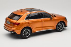 Audi Q3 F3 Orange Metallic Paudi Model 1:18 05962Q32019 Metall — bild 3 av 8