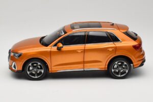 Audi Q3 F3 Orange Metallic Paudi Model 1:18 05962Q32019 Metall — bild 4 av 8