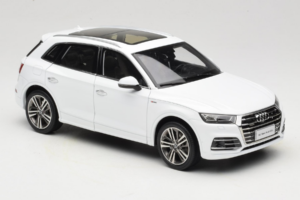 Audi Q5L FY Vit Paudi Model 1:18 30694 Metall — bild 6 av 8