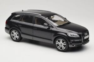 Audi Q7 4L Lava Grey Minichamps 1:18 5010507625 Metall — bild 6 av 8