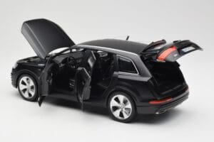 Audi Q7 4M Matt Svart Minichamps 1:18 110014001 Metall — bild 5 av 8