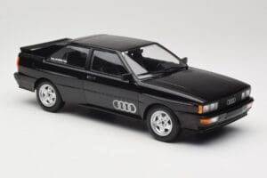 Audi Quattro Svart Metallic Minichamps 1:18 155016121 Metall — bild 4 av 6