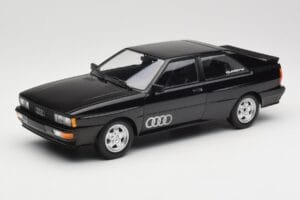 Audi Quattro Svart Metallic Minichamps 1:18 155016121 Metall