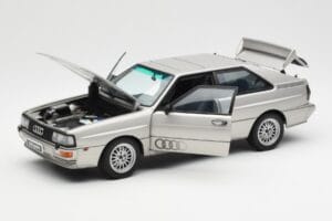 Audi Quattro LWB Silver AUTOart 1:18 70303 Metall — bild 2 av 8