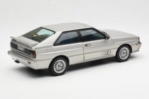 Audi Quattro LWB Silver AUTOart 1:18 70303 Metall — bild 3 av 8