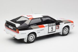Audi Quattro #5 H. Mikkola / A. Hertz 1000 Lakes Rally 1982 IXO 1:18 18RMC094B Metall — bild 2 av 6