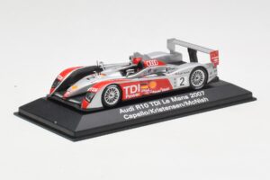 Audi R10 TDI LMP1 #2 R. Capello / T. Kristensen / A. McNish 24 Hours of Le Mans 2007 Minichamps 1:43 5020700223 Metall — bild 2 av 4