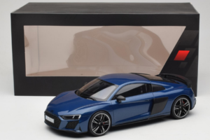 Audi R8 Ascari Blue Jada 1:18 5011918451 Metall — bild 6 av 6