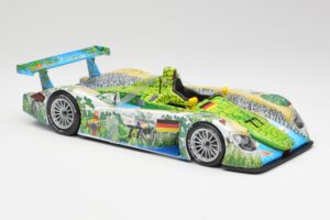 Audi R8 LMP Crocodile 2001 Maisto 1:18 35899 Metall — bild 4 av 6